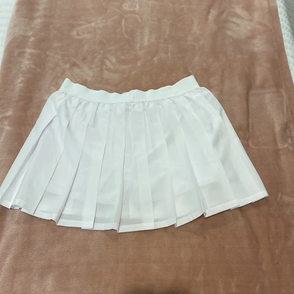 ALO Yoga White Pleated Mini Skirt